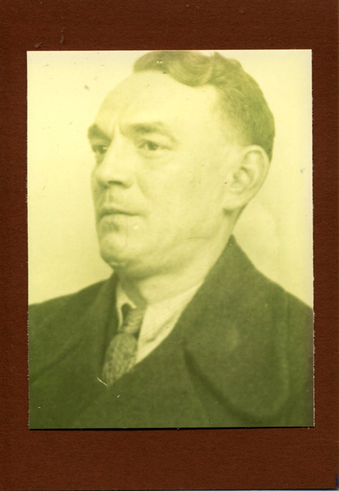 Paul Weitemeier
-der Vater-